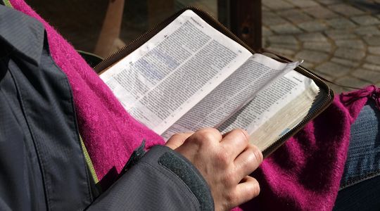 reading-bible