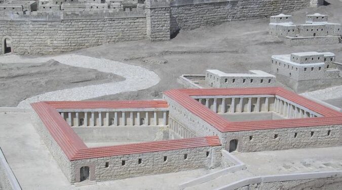 Model of Pool of Bethesda in Jesus' day.