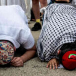 Praying at Yom Kippur